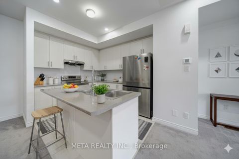 Photo 10 at 1073 LOCKIE Drive, Kedron, Oshawa