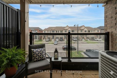 Photo 11 at 1073 LOCKIE Drive, Kedron, Oshawa