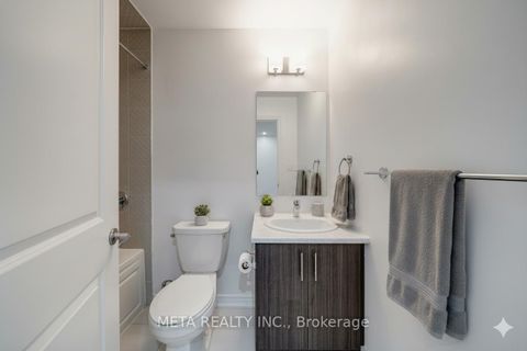 Photo 14 at 1073 LOCKIE Drive, Kedron, Oshawa