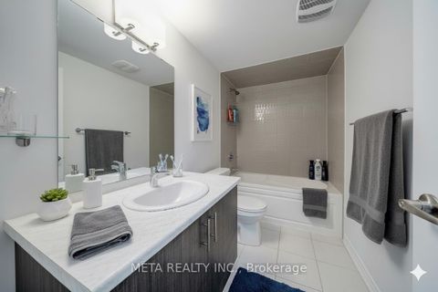 Photo 17 at 1073 LOCKIE Drive, Kedron, Oshawa