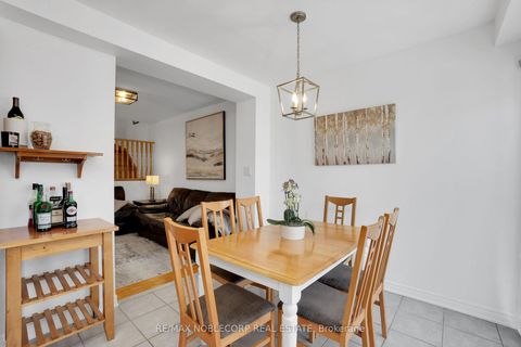 Photo 15 at 239 Royal Appian Crescent, Maple, Vaughan