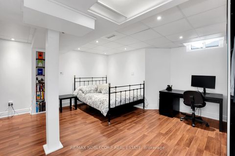 Photo 29 at 239 Royal Appian Crescent, Maple, Vaughan