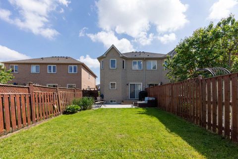 Photo 35 at 239 Royal Appian Crescent, Maple, Vaughan