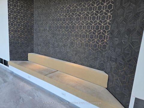 Photo 20 at 707 - 6 DAVID EYER Road, Rural Richmond Hill, Richmond Hill