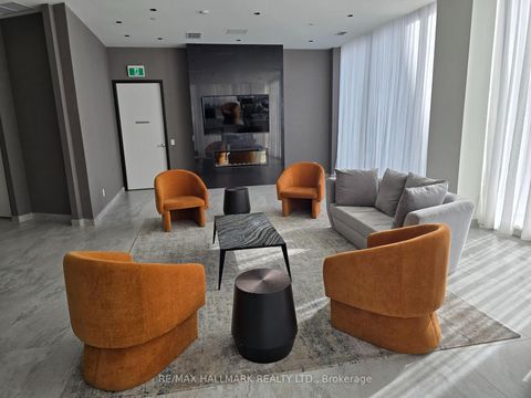 Photo 24 at 707 - 6 DAVID EYER Road, Rural Richmond Hill, Richmond Hill