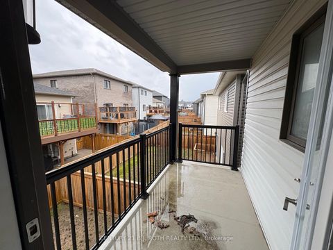 Photo 16 at 34 Alaskan Heights, Rural Barrie Southwest, Barrie