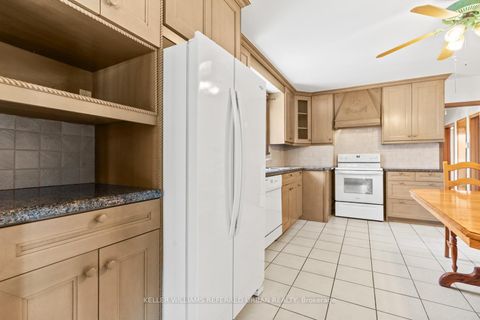 Photo 9 at 583 Queens Drive, Maple Leaf, Toronto