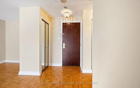 Photo 4 at 423 - 1210 Don Mills Road, Don Mills, Toronto