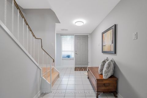 Photo 2 at 60 - 97 Poplar Crescent, Aurora Highlands, Aurora