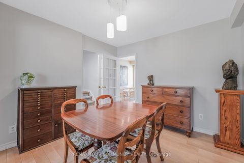 Photo 17 at 60 - 97 Poplar Crescent, Aurora Highlands, Aurora