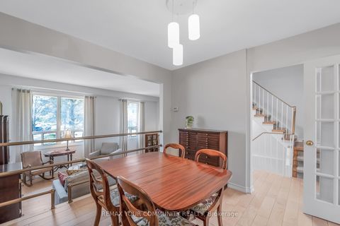 Photo 18 at 60 - 97 Poplar Crescent, Aurora Highlands, Aurora