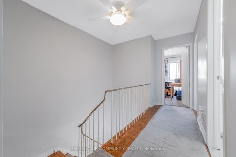 Photo 21 at 60 - 97 Poplar Crescent, Aurora Highlands, Aurora