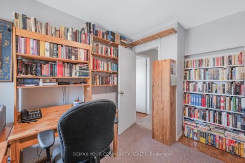 Photo 29 at 60 - 97 Poplar Crescent, Aurora Highlands, Aurora