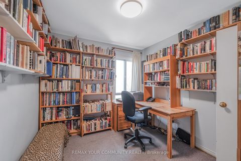 Photo 30 at 60 - 97 Poplar Crescent, Aurora Highlands, Aurora