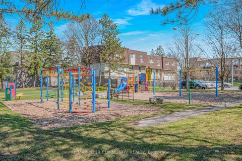 Photo 45 at 60 - 97 Poplar Crescent, Aurora Highlands, Aurora