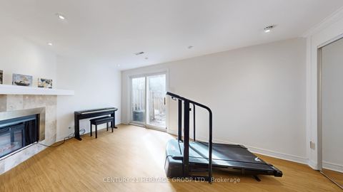 Photo 27 at 34 Dunkeld Way, Royal Orchard, Markham