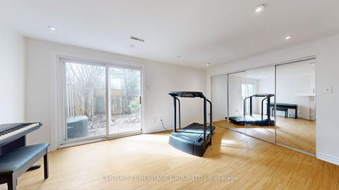 Photo 28 at 34 Dunkeld Way, Royal Orchard, Markham