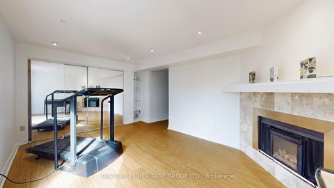 Photo 29 at 34 Dunkeld Way, Royal Orchard, Markham