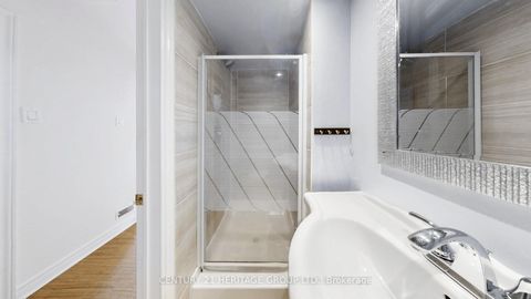 Photo 31 at 34 Dunkeld Way, Royal Orchard, Markham