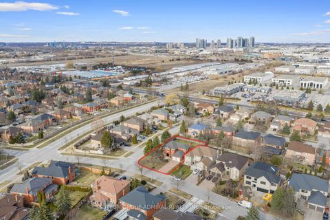 Photo 47 at 295 Fifth Avenue, East Woodbridge, Vaughan