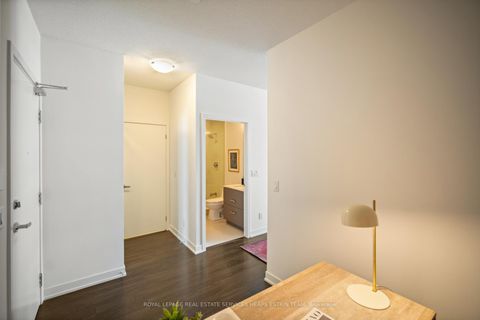Photo 4 at 842 - 1830 Bloor Street W, High Park North, Toronto