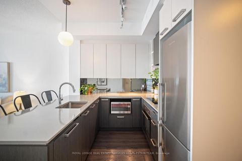 Photo 9 at 842 - 1830 Bloor Street W, High Park North, Toronto