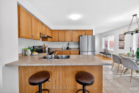 Photo 13 at 78 Tozer Crescent, Northwest Ajax, Ajax