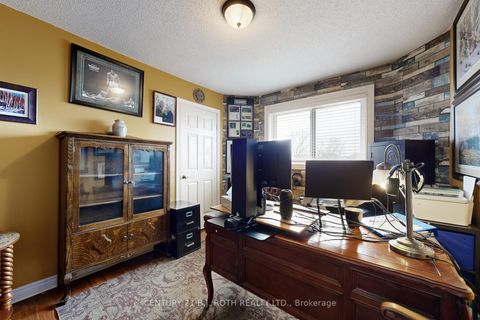 Photo 24 at 14 Round Leaf Court, Holly, Barrie