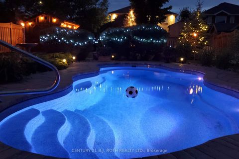 Photo 29 at 14 Round Leaf Court, Holly, Barrie