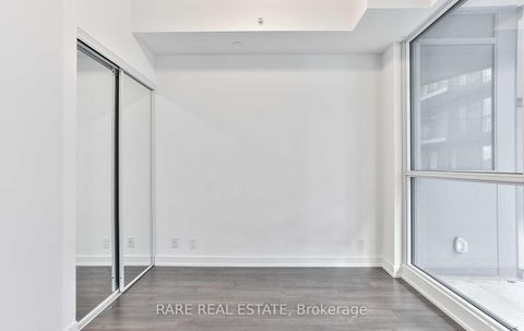 Photo 10 at 422 - 10 Park Lawn Road, Mimico, Toronto