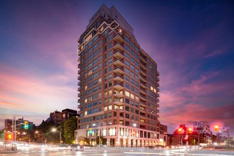 Photo 2 at 1701 - 155 St Clair Avenue W, Casa Loma, Toronto