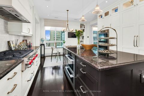 Photo 26 at 1701 - 155 St Clair Avenue W, Casa Loma, Toronto