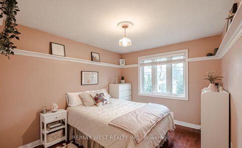 Photo 16 at 17 Saybrook Avenue, Queensway, Toronto