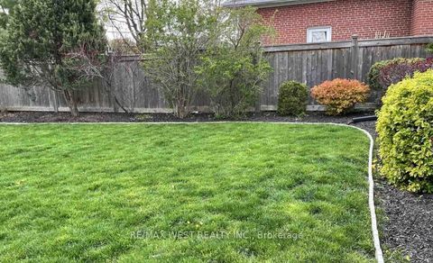 Photo 33 at 17 Saybrook Avenue, Queensway, Toronto