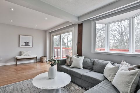 Photo 18 at 92 Picola Court, Hillcrest Village, Toronto