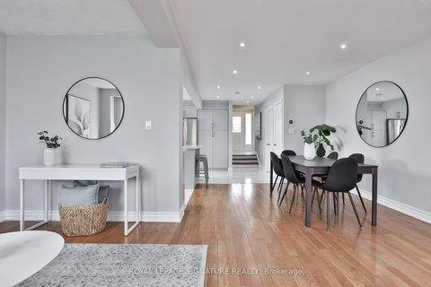 Photo 19 at 92 Picola Court, Hillcrest Village, Toronto