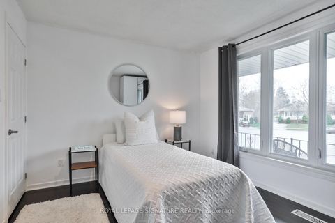 Photo 21 at 92 Picola Court, Hillcrest Village, Toronto