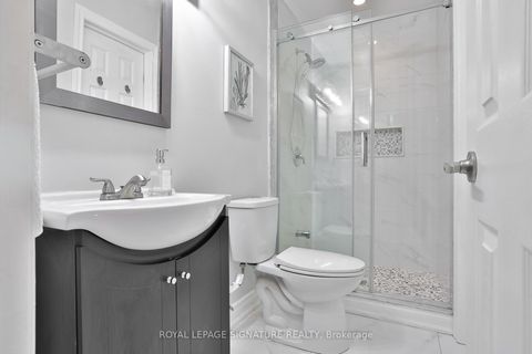 Photo 23 at 92 Picola Court, Hillcrest Village, Toronto