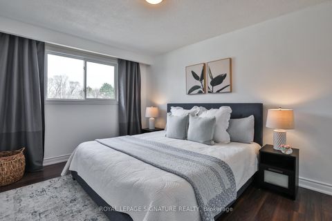 Photo 24 at 92 Picola Court, Hillcrest Village, Toronto