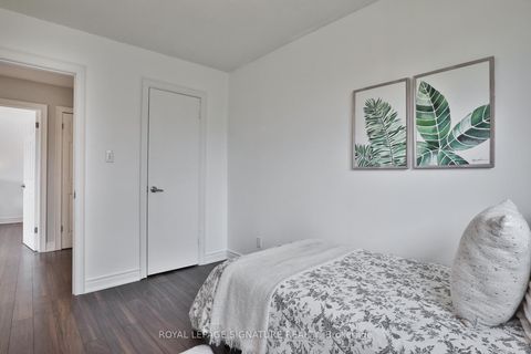 Photo 28 at 92 Picola Court, Hillcrest Village, Toronto