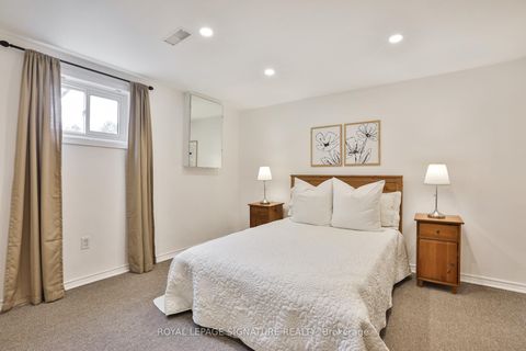 Photo 33 at 92 Picola Court, Hillcrest Village, Toronto