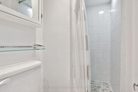 Photo 34 at 92 Picola Court, Hillcrest Village, Toronto