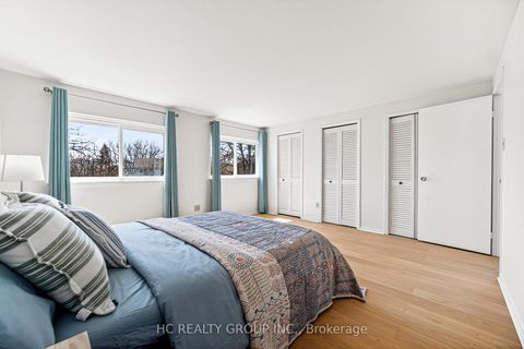 Photo 13 at 40 South Shields Avenue, Agincourt North, Toronto