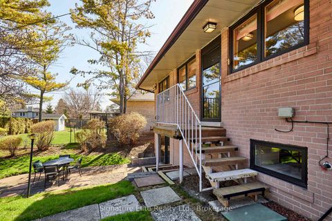 Photo 16 at 35 Somerdale Square, Guildwood, Toronto