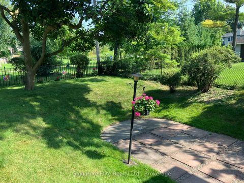 Photo 18 at 35 Somerdale Square, Guildwood, Toronto