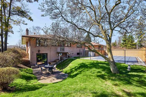 Photo 22 at 35 Somerdale Square, Guildwood, Toronto