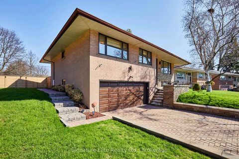 Photo 43 at 35 Somerdale Square, Guildwood, Toronto