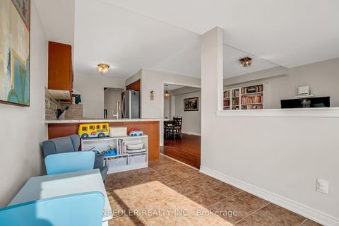 Photo 7 at 36 Wyndham Circle, Sutton & Jackson's Point, Georgina