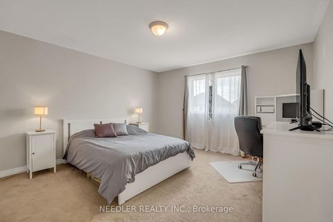 Photo 11 at 36 Wyndham Circle, Sutton & Jackson's Point, Georgina