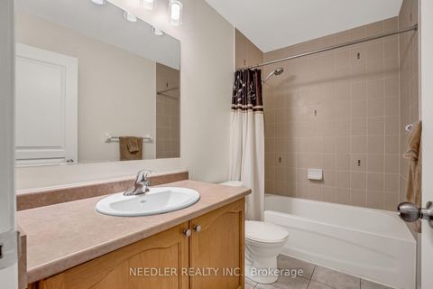 Photo 20 at 36 Wyndham Circle, Sutton & Jackson's Point, Georgina